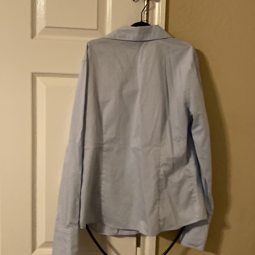Button down blouse - Picture 2 of 7